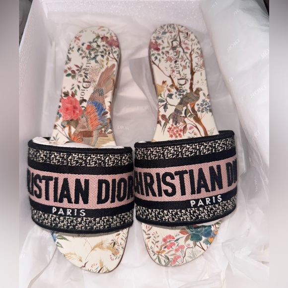 CHRISTIAN DIOR DWAY CANVAS SLIDES / SANDALS - Picture 3 of 4